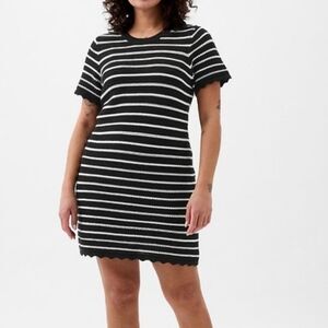 Gap Women's Size XS Dress Crochet Black White Short Sleeve 100% Cotton